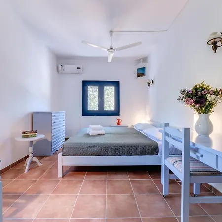 Peggy's Place, Traditional Cycladic House In * Drios