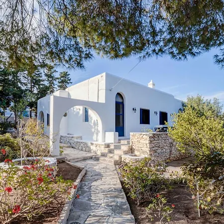 Villa Peggy's Place, Traditional Cycladic House In *